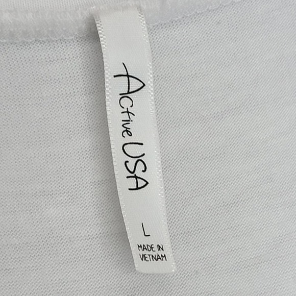 Active USA White Scoop Neck Short Sleeve Shirt - Picture 6 of 13